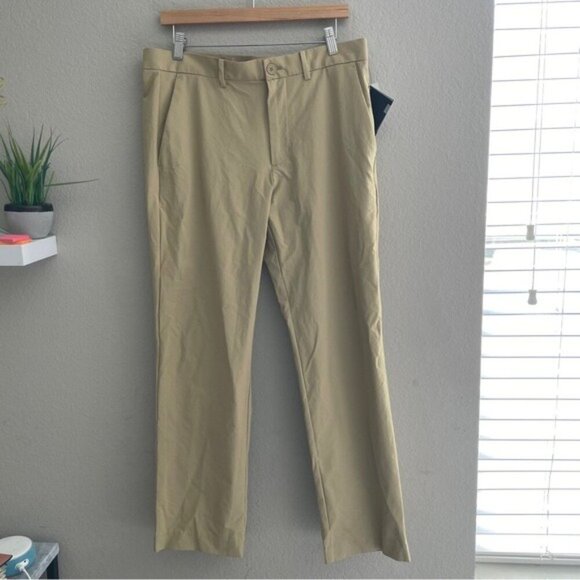 Gap performance stretch khakis Men's Tan Pants Size 32X30 - Picture 2 of 12